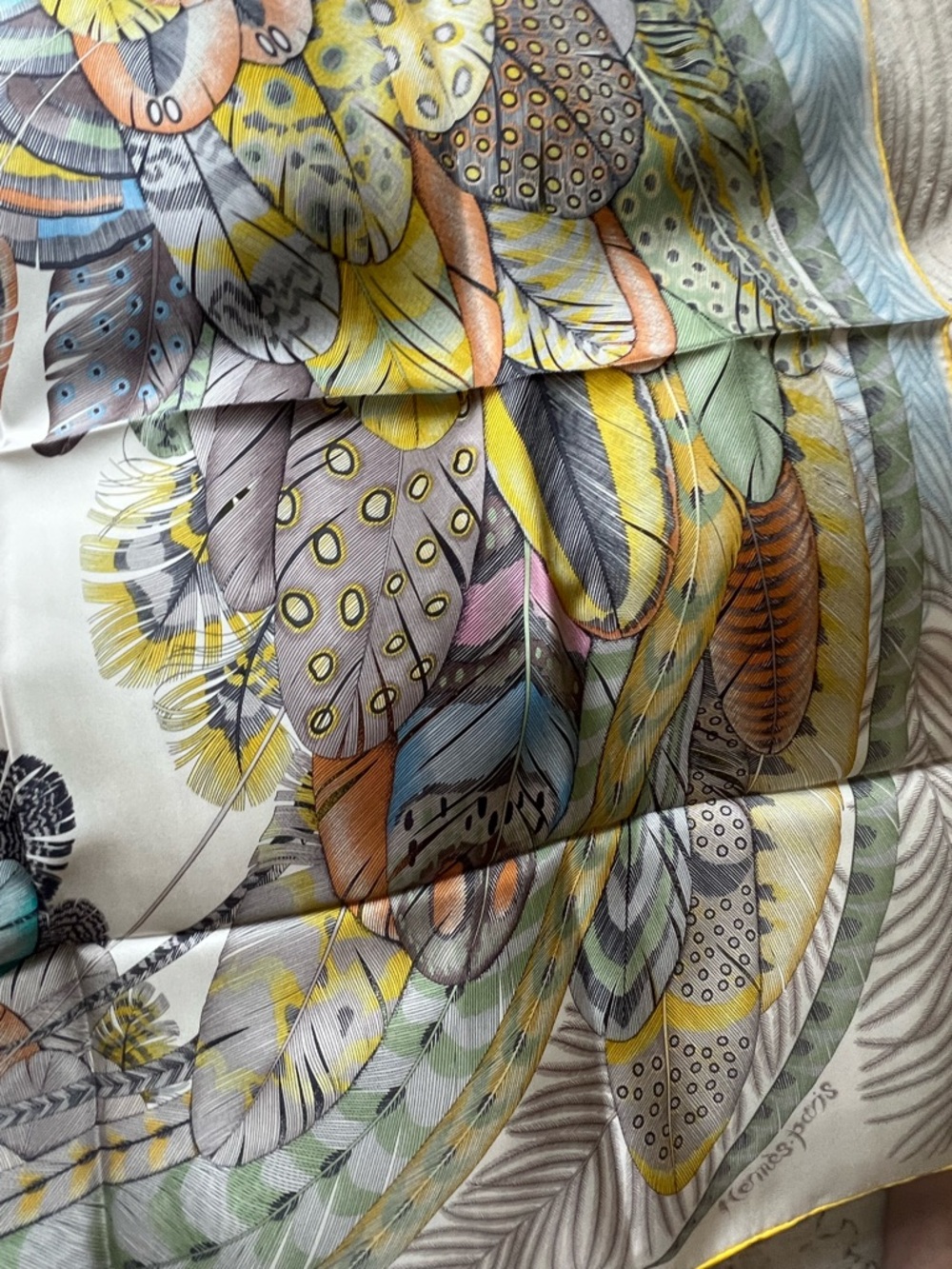 Hermes Plumes en Fete 90cm Silk Feather Print Scarf in Pastel Yellow, Blue, Pink - Picture 7 of 15